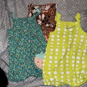 Set of 3 rompers